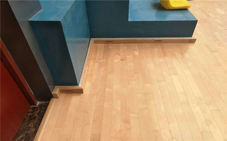 運動木地板污垢有辦法嗎？