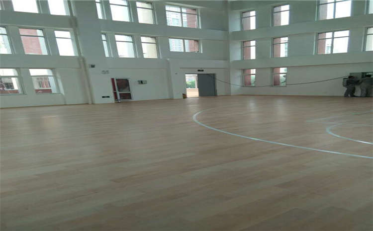 福建楓樺木運(yùn)動(dòng)木地板施工技術(shù)