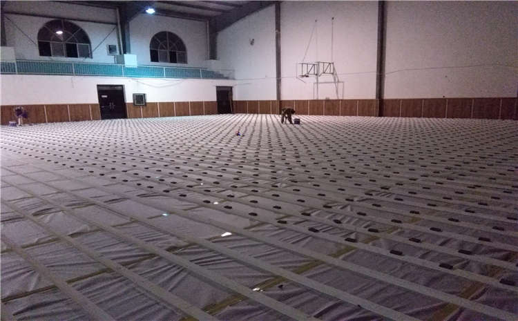 國內(nèi)籃球館地板廠家